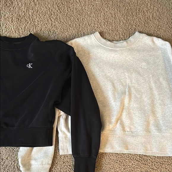 Calvin Klein Black and Light Gray Sweatshirt - Picture 1 of 3